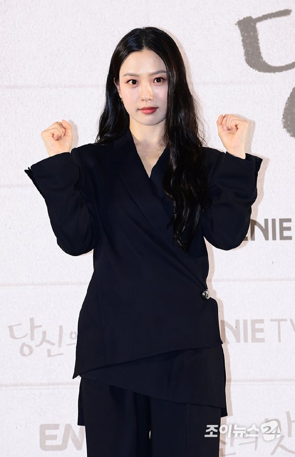 고민시, 학폭 논란 점화…소속사 사실무근 전면 부인