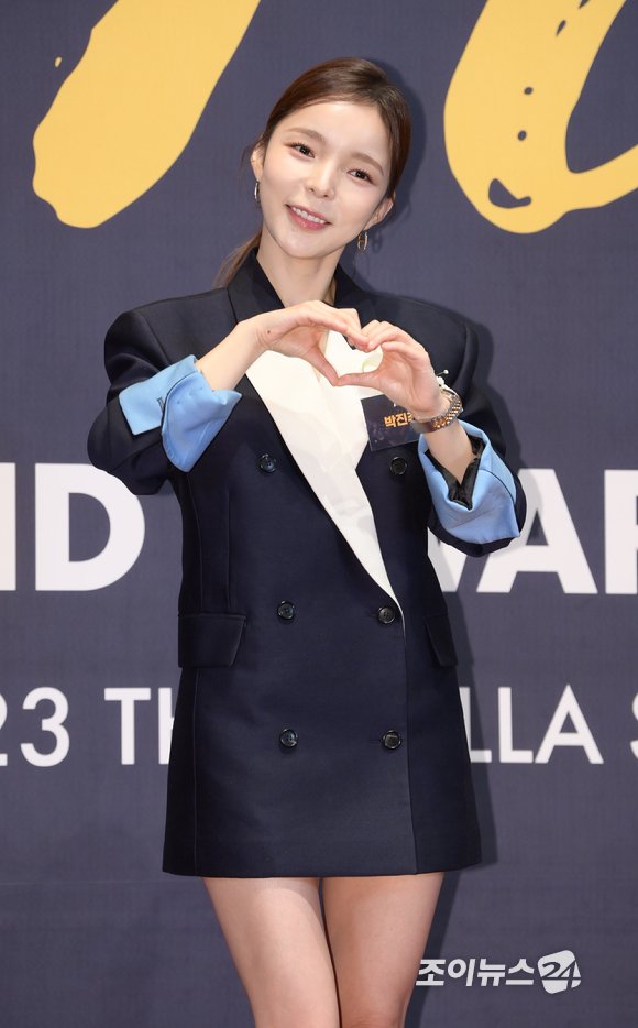 Park Jin-joo to marry on November 30th "The groom-to-be is a non-celebrity, built deep trust" (official)