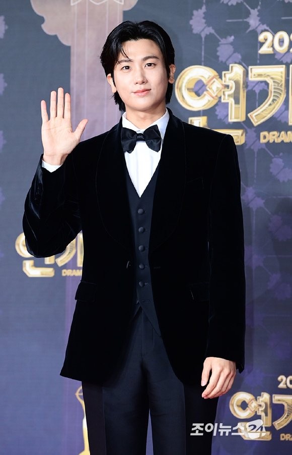 SBS 연기대상 레드카펫 박형식 포토