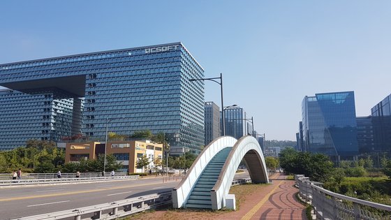 경기도 성남시 분당구 삼평동에 위치한 엔씨소프트 판교 R&D센터. 박민제 기자