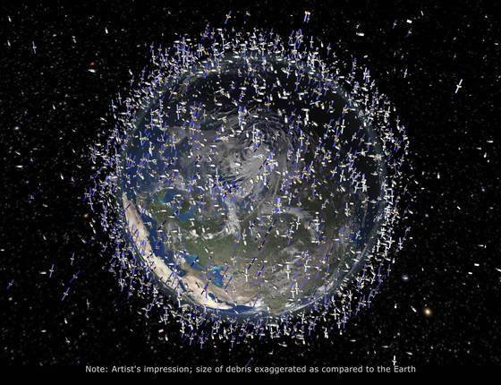 유럽우주국ESA이 공개한 실제 데이터를 기반으로 표현한 지구 저궤도 상의 인공우주 물체 상상도. 밀도와 크기는 실제와 다르다. [AFP=연합뉴스]