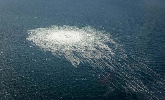 지난해 9월 전 세계에 해저 인프라에 대한 공격 가능성을 일깨운 노드스트림 2 가스관 사고. 덴마크 국방부