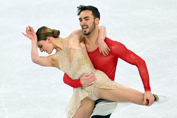 가브리엘라 파파다키스와 기욤 시즈롱 경기 모습