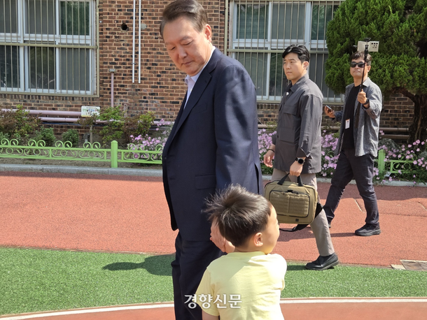 À¡¾¨ù¢ç¢¯¡© Àü ¢¥ëÅ롤ÉÀÌ 3ÀÏ ¨ù¡©¢¯ï ¨ù¡©ÃÊ¡¾¢¬ ¢¯©ª¢¬íÃʵîǨ¢¡¾©ø¢¯¢® ÀÖ¢¥Â ¢¥ëÅë¡¤É ¨ù¡¾¡ÆÅ ÅõÇ¥¨ùÒ¢¯¢® µé¨úî¡Æ¢®¡Æí ÀÖ¢¥Ù. ¢¯ìÇý¢¬©÷ ¡¾âÀÚ