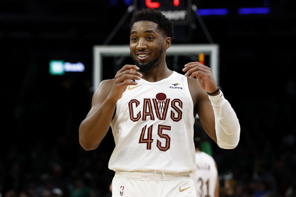 미첼 34득점 폭발' 클리블랜드, 포틀랜드 잡고 4연승 수확[Nba] : 네이트 스포츠