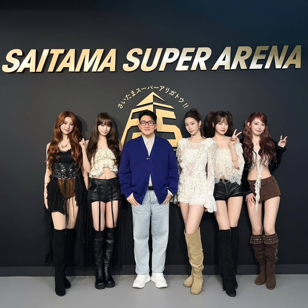 방시혁, 살 얼마나 뺐길래…르세라핌 못지않은 비주얼 근황[SNS는 지금]