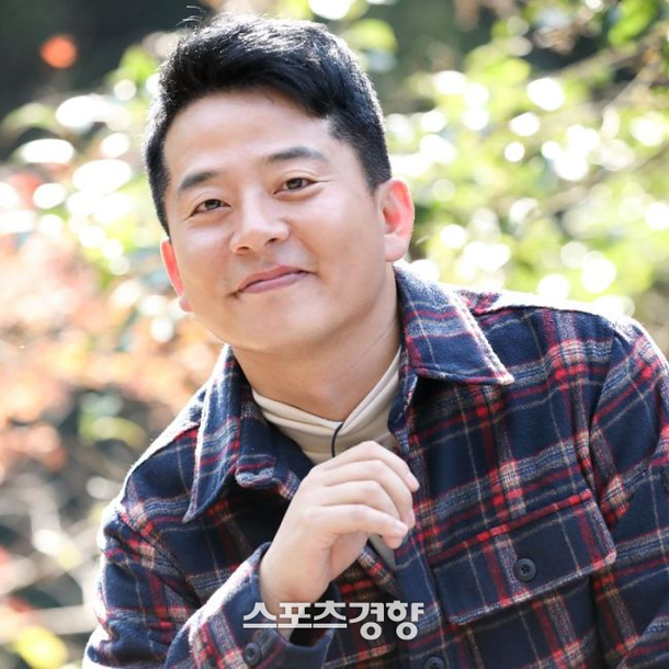 이적 사태에 공금 횡령, 이젠 불륜까지…끊이지 않는 김준호 소속사 잔혹사[스경X이슈]