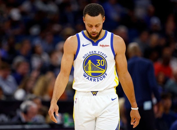 올랜도 매직 vs 골든스테이트 워리어스 경기 장면