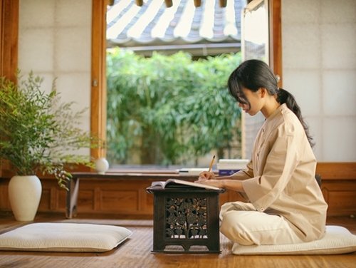 라까사호텔, 북촌 한옥마을 '자명서실 오휴(五休) 테라피' 체험 제공 : 네이트뉴스 라까사호텔, 북촌 한옥마을 '자명서실 오휴(五休) 테라피' 체험 제공 : 네이트뉴스