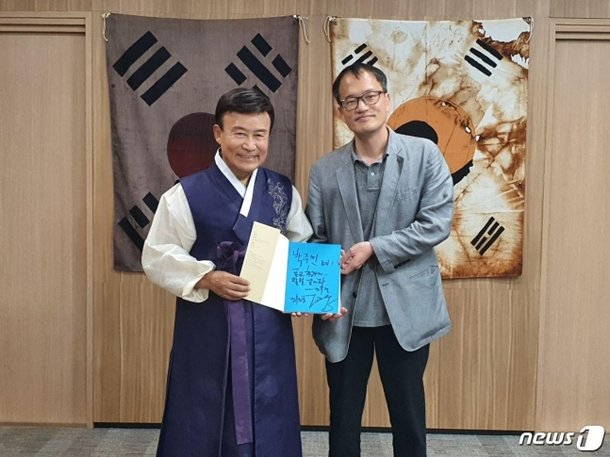 ê¹€ì›ì›… ì´ìŠ¹ë§Œì€ ì¹œì¼íŒŒ ë°œì–¸ì— ì—¬ ì¹œì¼ ì²­ì‚° Vs ì•¼ ë§ë‚˜ë‹ˆì§