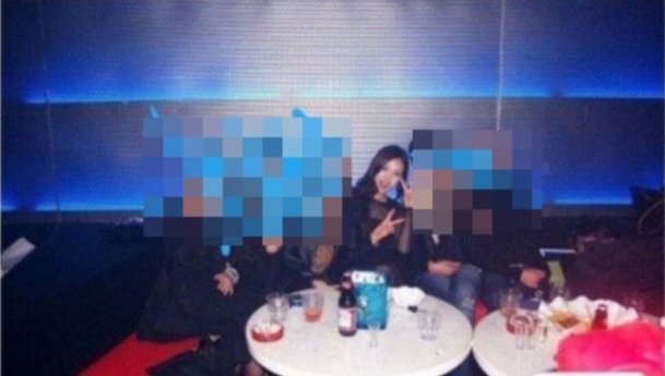 고민시, 고1 때 술집서…&apos;학폭 의혹&apos;에 담배·음주 사진 재조명