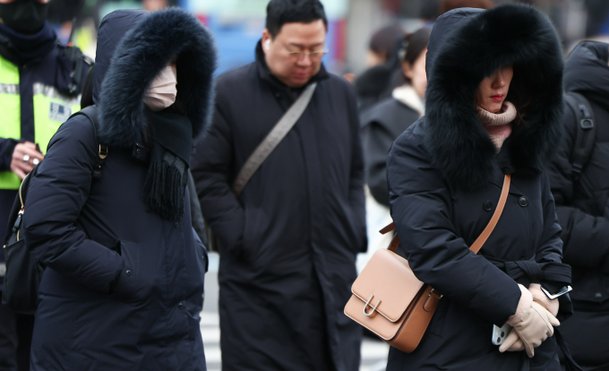 최강 추위에 관련주 후끈…한파 수혜주 뭐가 있나