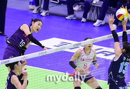 Mdí¬í†  ê¹€ì—°ê²½ ì‹ë¹µ ì–¸ë‹ˆì˜ ìŠ¤íŒŒì´í¬ í¬íš¨ ë„¤ì´íŠ¸ ë‰´ìŠ¤