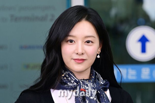 [MD포토] 김지원 &apos;반짝이는 미모&apos;