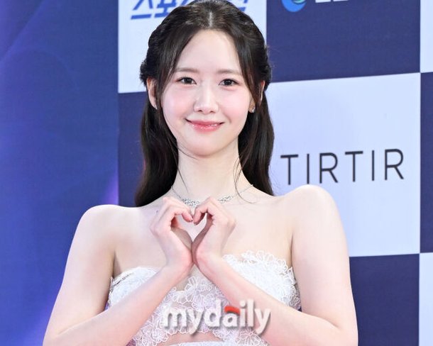 소녀시대 멤버들 &quot;윤아는 센터 안 하면 죽는 병 있다&quot; 고집 폭로