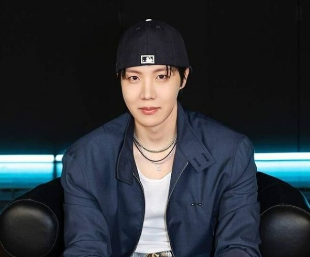 [단독] BTS 제이홉, &apos;전참시&apos; 뜬다…방콕서 촬영 완료