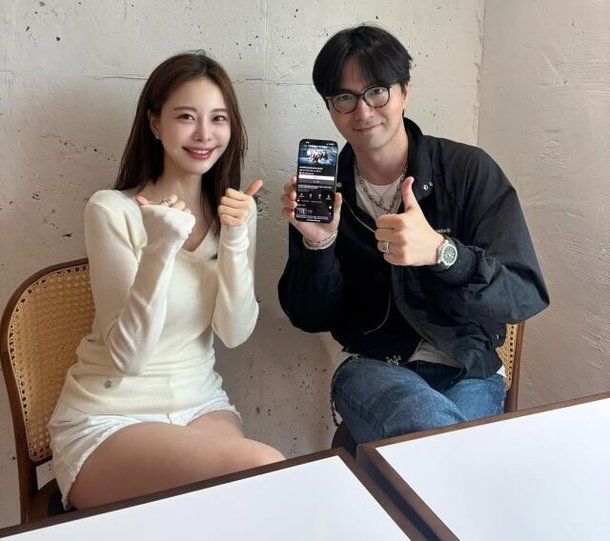Ah Oh Yi spotted with Lee Jin Wook at a popular spot in Jeju after divorce…"Can this combination be real?"