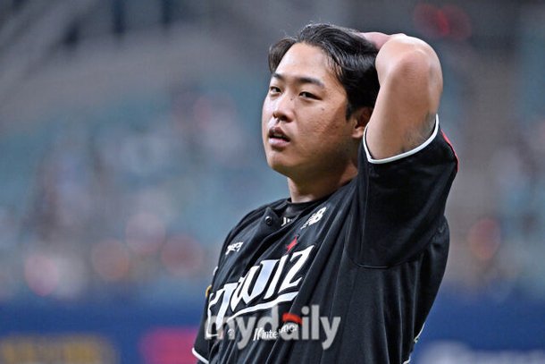 KT 강백호 경기 장면