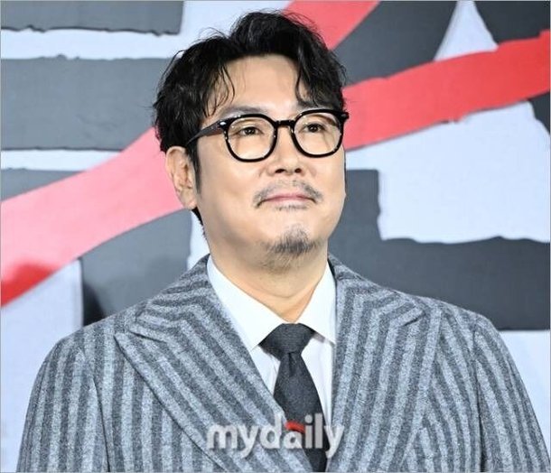 허철 감독 관련 조진웅 폭행 폭로 기사