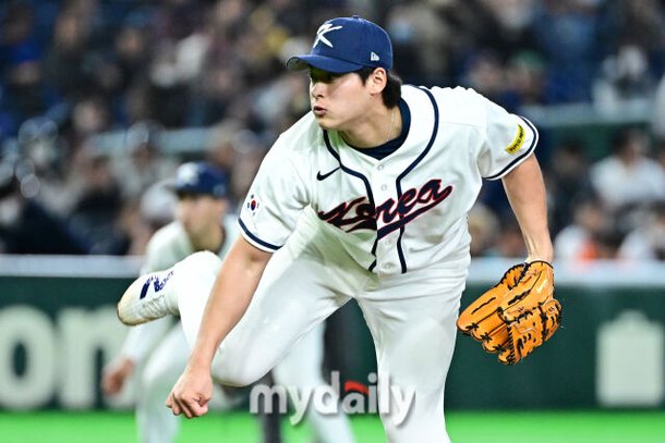 2026 WBC 한국-체코전에서 투구하는 조병현