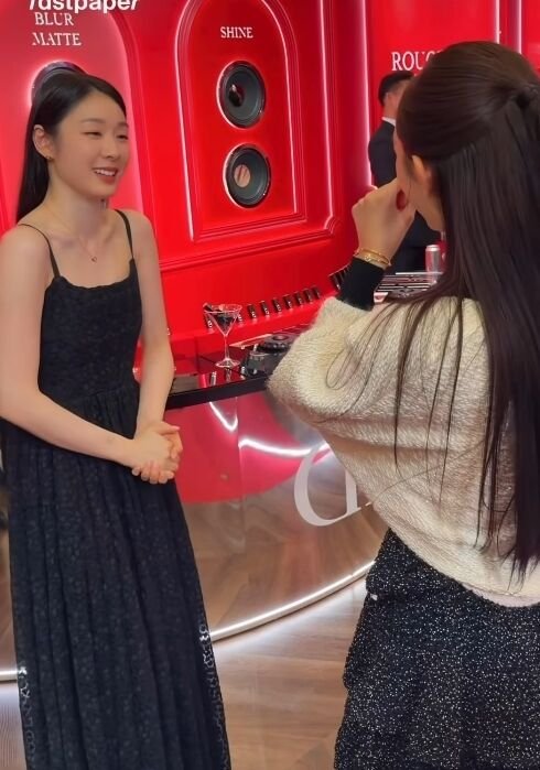 김연아, 뉴진스 해린과 친목 포착! 말 한마디에 '꺄르륵'