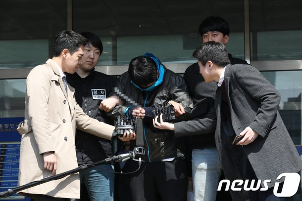 ê²€ì°°ë¡œ ì†¡ì¹˜ ë˜ëŠ