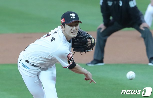 고영표 결혼 - Spotvnews ì ë° ìì  ììµëë¤ ì ë°í¬ì ê³ ìí ë§ë  ì¢ì´ í ì¥ _ Jun 16, 2021 · 1 '결혼 발표' 박수홍, 곤혹의 연속.이번엔 데이트 폭행 의혹 엑's 이슈 2 김용건, 39세 연하 연인 혼전임신 책임 체면보다 아이가 소중 (전문) 종합 3 '개훌륭' 이경규, 맹견 등장에 녹화 불참.참여하지 않겠습니다별별tv