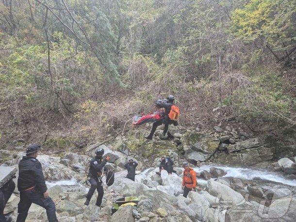 설악산 응봉폭포 인근서 70대 등산객 20m 아래 추락…심정지 이송