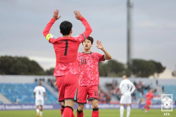 '손흥민 동점골' 홍명에서, 프레스타인 모리로 한국전 1-1 오이