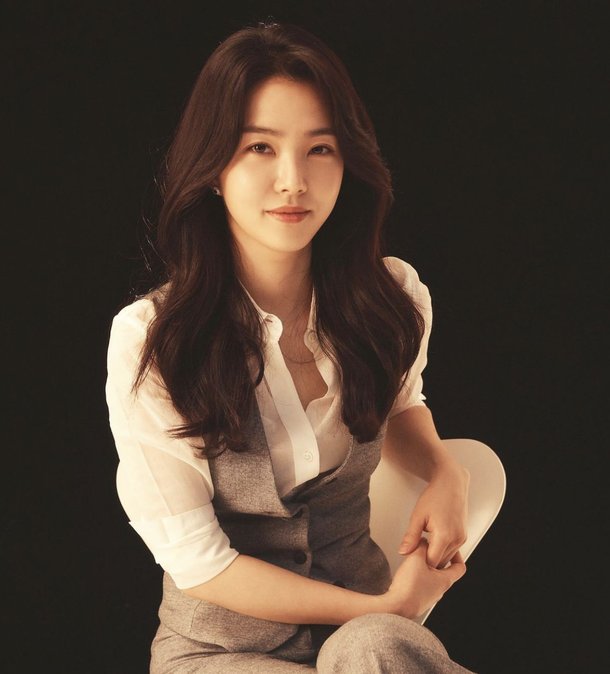 [단독] 'JTBC 간판 아나운서' 강지영, 14년 만에 회사 떠난다