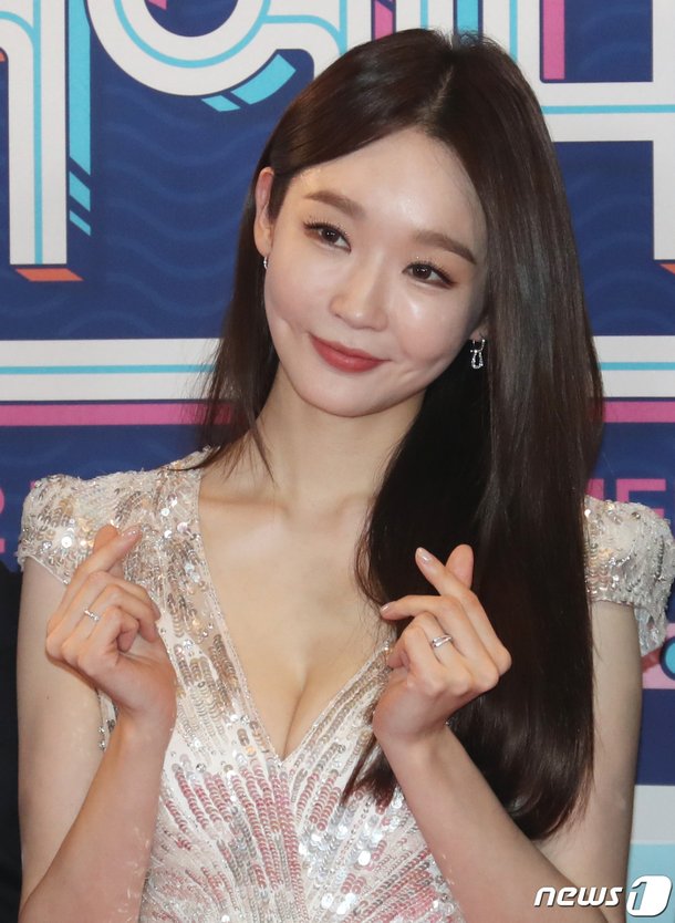 너무 비싸게 샀나…다비치 강민경 65억 빌딩, 기대차익 &apos;0원&apos;