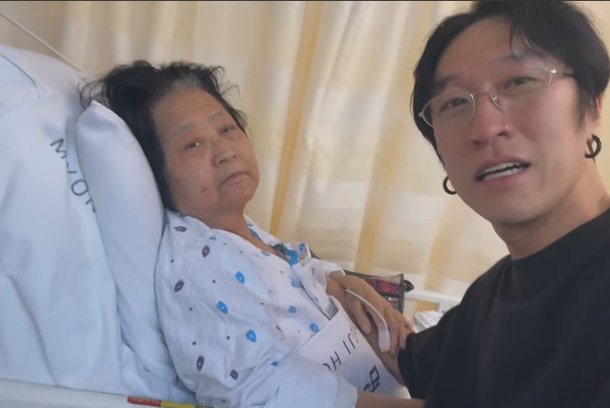 &apos;모친상&apos; 빽가 천국이 시끌벅적해졌을 것…엄마 아들로 태어나 행복