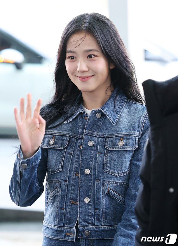 블랙핑크 지수 친오빠 불법 촬영물 의혹 글→삭제…사실무근, 고소 예정