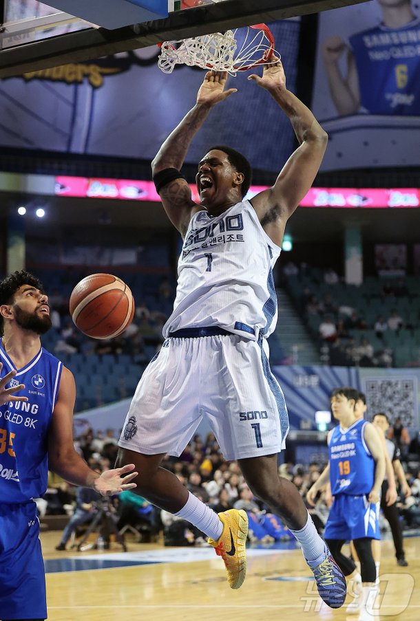 서울 삼성 썬더스 vs 고양 소노 스카이거너스 경기 장면