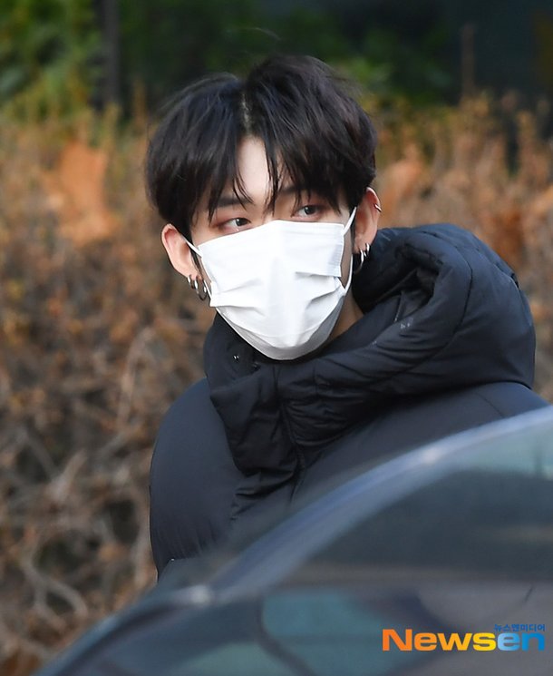 Txt 연준, 심쿵 눈빛 [포토엔Hd] : 네이트 연예