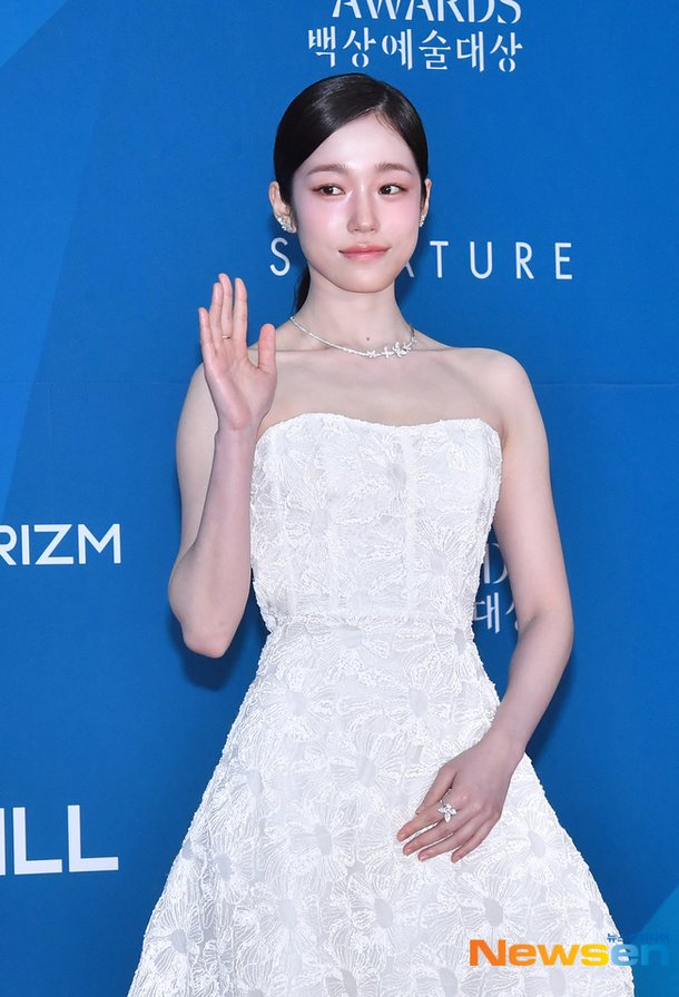 노윤서 신인상 다리 후들거려 &apos;청설&apos; 덕 수어라는 자산 생겨 [백상예술대상]