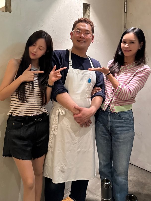 신혼 효민, ♥남편 두고 고소영과 데이트…17살차에도 자매같네