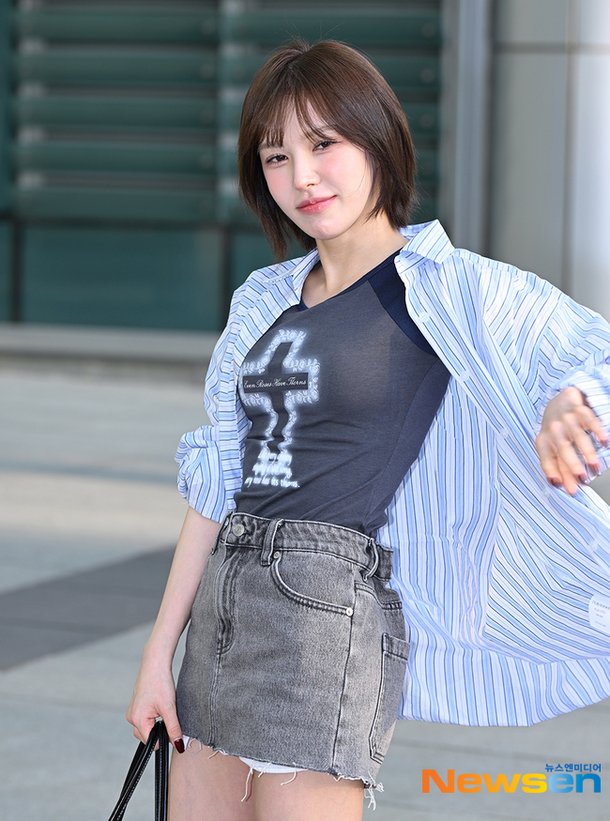 웬디, 그림처럼 셔츠 휘날리며~ [포토엔HD]