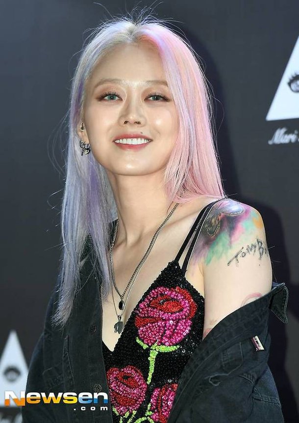 &apos;이효리 동생&apos; 김보아, 오는 7월 작곡가 연인과 결혼 신기하고 감사해