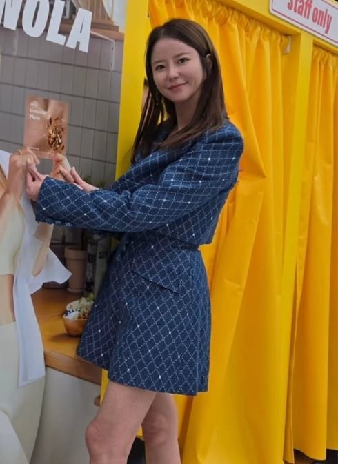 &apos;이수근♥&apos; 박지연, 신장이식 문페이스 괴사 딛고 아이돌 센터상…소멸각 비율 깜짝이야