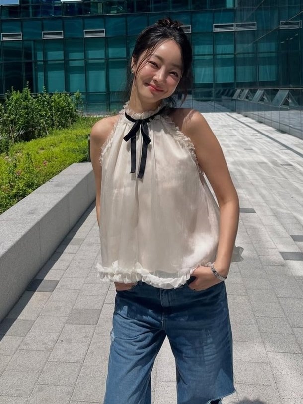 故 김수미 며느리 서효림, 더위에 홀터넥 입고 어깨 노출…탄탄한 몸매