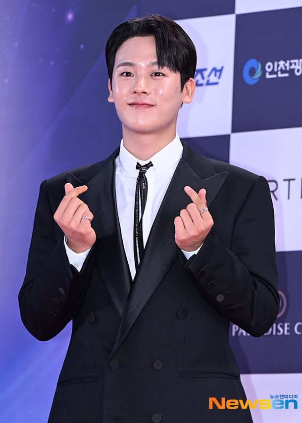이정하 와이어 없는 지상 액션, 子 싸우고 다니는지 한효주·조인성 몰라 (ONE)