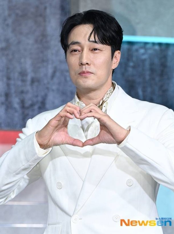 소지섭 &apos;미사&apos; 소간지 열풍 고충 있었다 자꾸 이것 신경 써야 (짠한형)