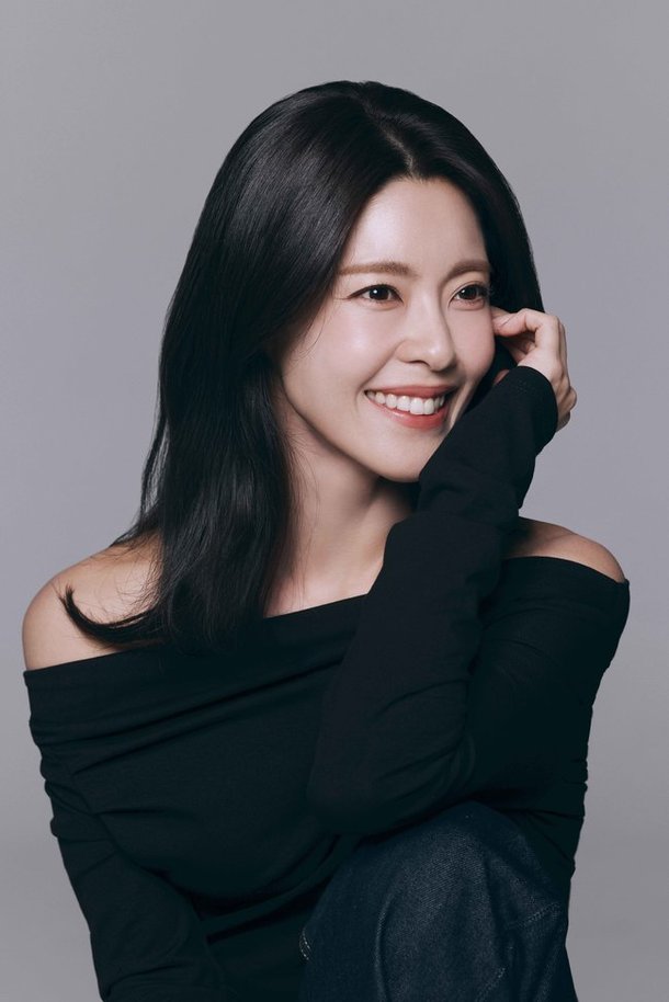 &apos;치과의사♥&apos; 이윤지, 가짜뉴스 극복하고 연기 활동 복귀
