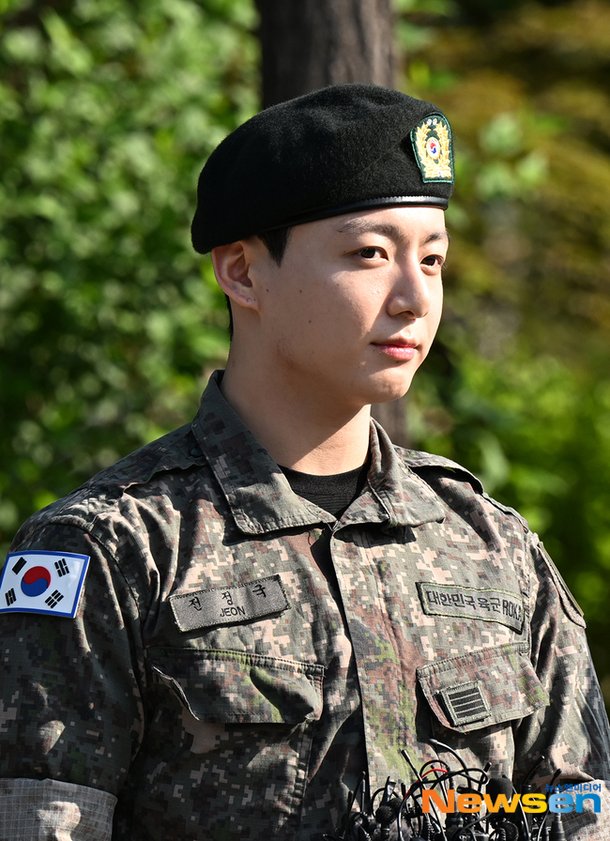 방탄소년단 정국 도쿄를 위대하게 日우익 모자 논란 사과 즉시 폐기[전문]