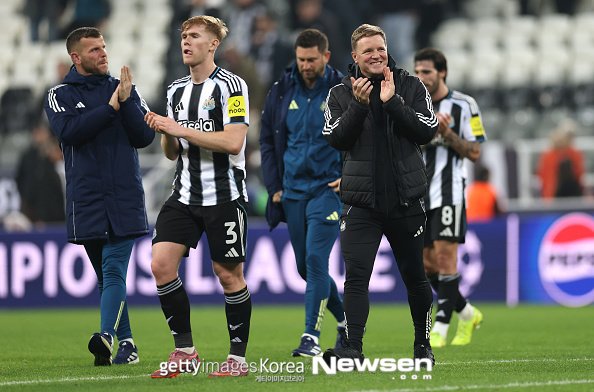 뉴캐슬 vs 아틀레틱 빌바오 경기 장면