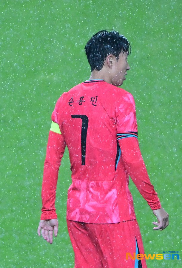 대한민국 대표팀 포백 실험 관련 현장 이미지