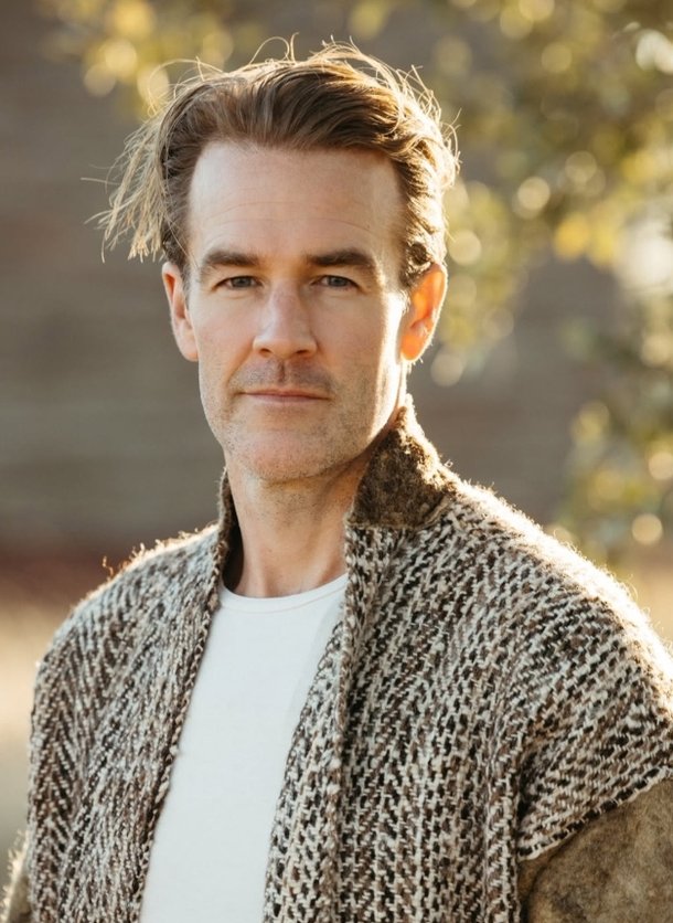 제임스 반 데 빅 사망 소식을 전한 보도 이미지