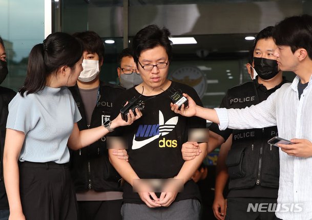 신림 성폭행 살인 최윤종, 첫 재판…