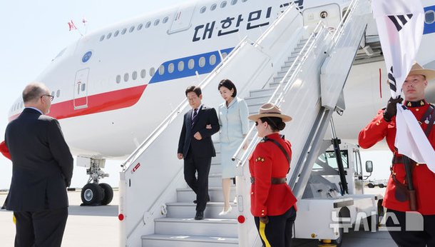 G7 열리는 캐나다 도착한 이재명 대통령 1박3일 '첫 순방' 돌입